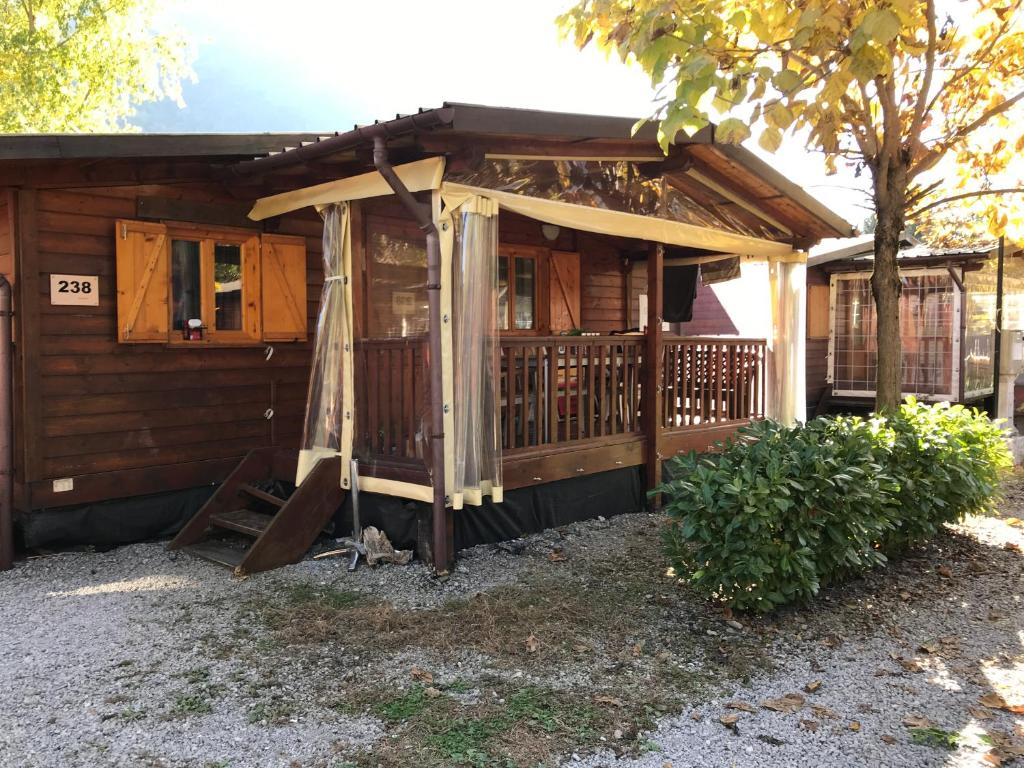 Sunwaychalets Lago di Lugano room 2