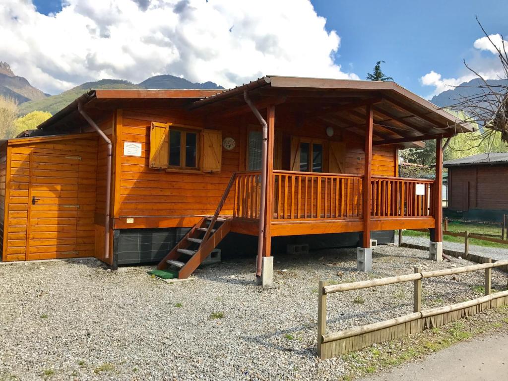 Sunwaychalets Lago di Lugano room 3